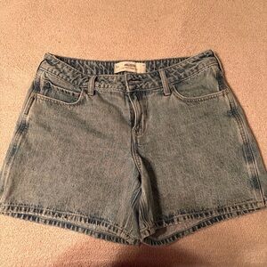 Hollister Women's Light Blue Jean Shorts